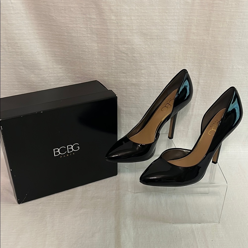 BCBG Black Patent Leather Women's Heels size 8.5